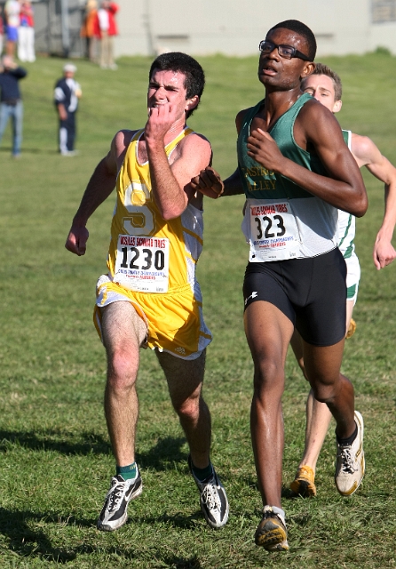 NCS XC D1 Boys-074.JPG - 2009 North Coast Section Cross Country Championships, Hayward High School, Hayward, California